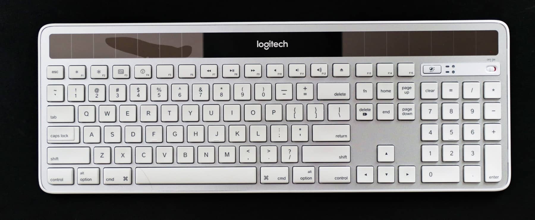 best mac keyboards: logitech k750