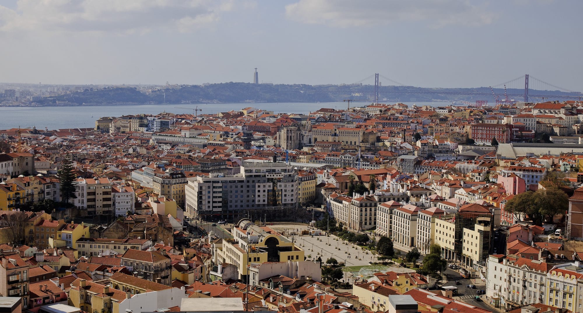 Kota teraman bagi pengembara digital adalah Lisbon, Portugal
